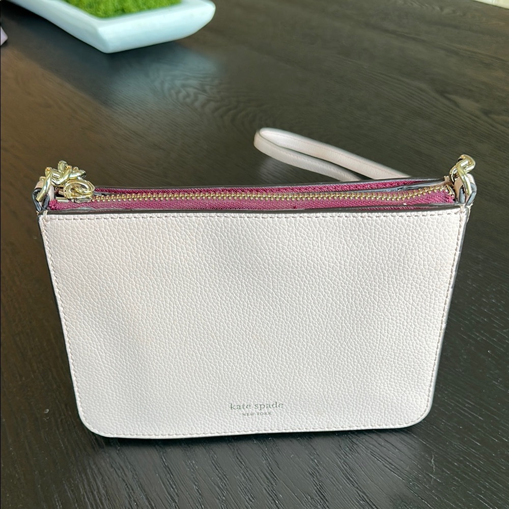 Kate Spade Light Pink Crossbody Purse